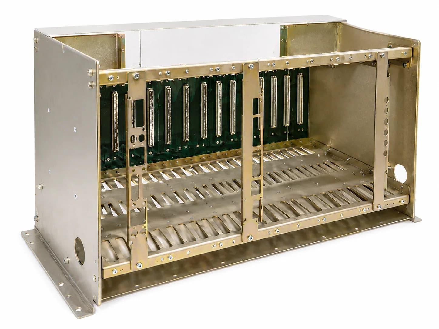 Mechanical assembling of 12 slot chassis